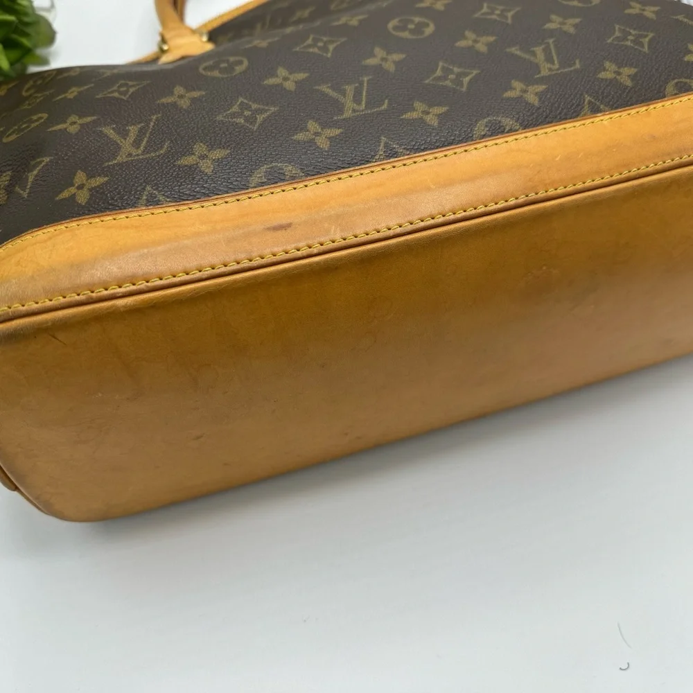 AUTHENTIC LOUIS VUITTON MONOGRAM - Picture 11 of 16